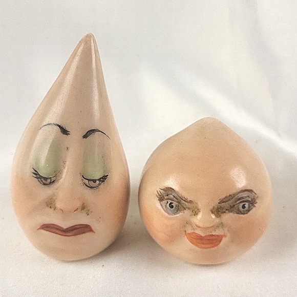 Vintage "Drip & Drop" Salt And Pepper Shakers. - Picture 1 of 5